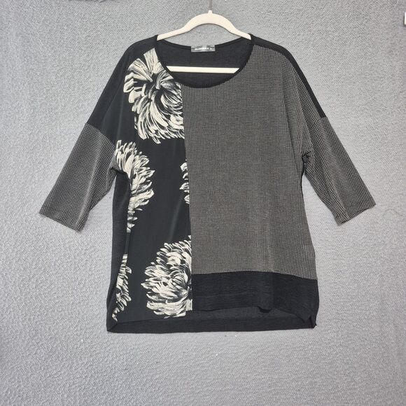 Alembika Women's Black Boxy Floral Art To Ware Tunic Top Medium - Picture 1 of 9